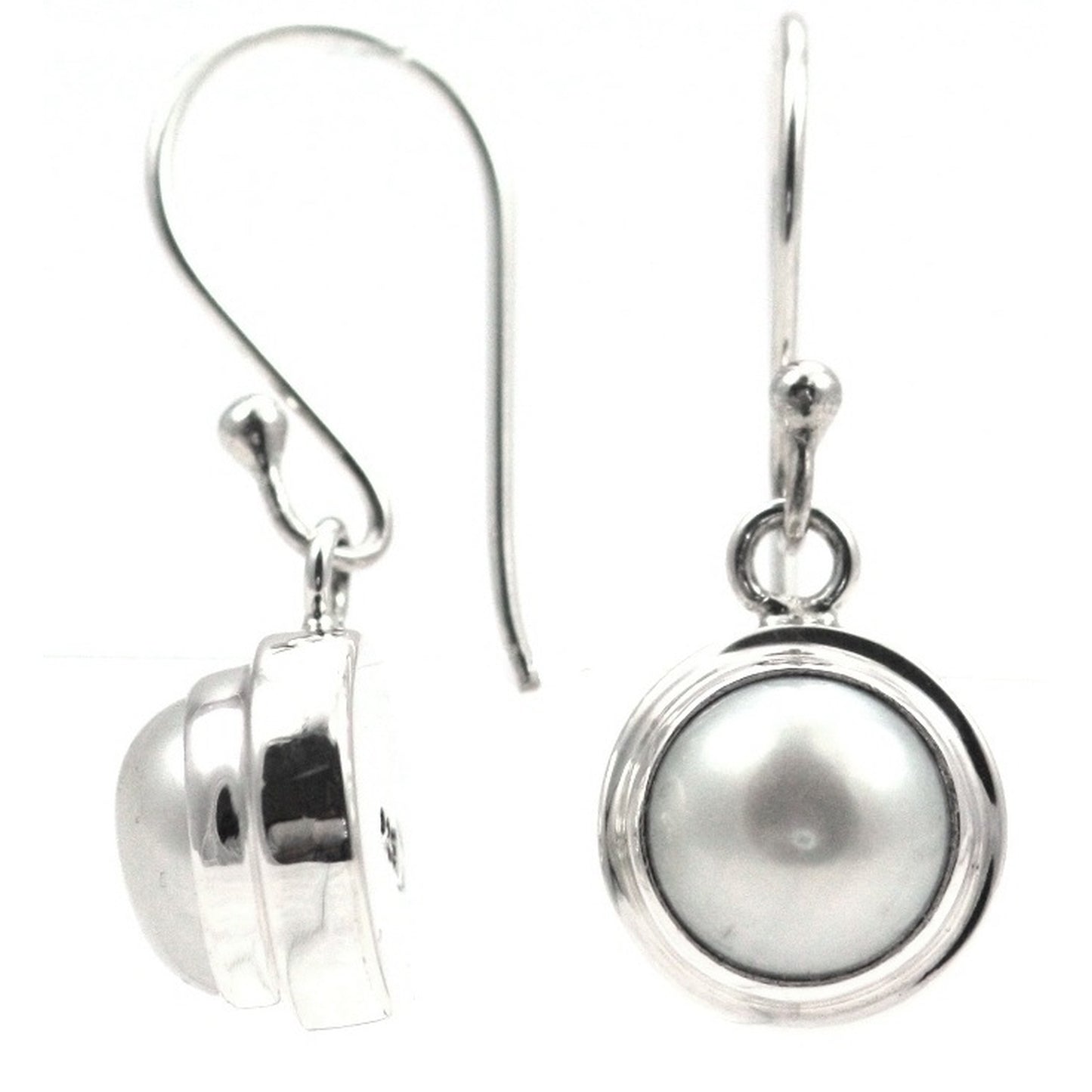 Sterling silver and pearl plain setting earrings.