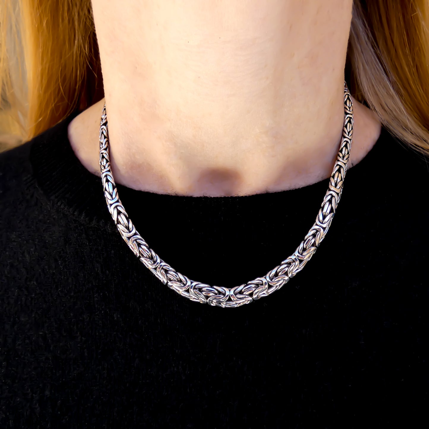 Sterling silver ovalized byzantine graduated chain necklace.