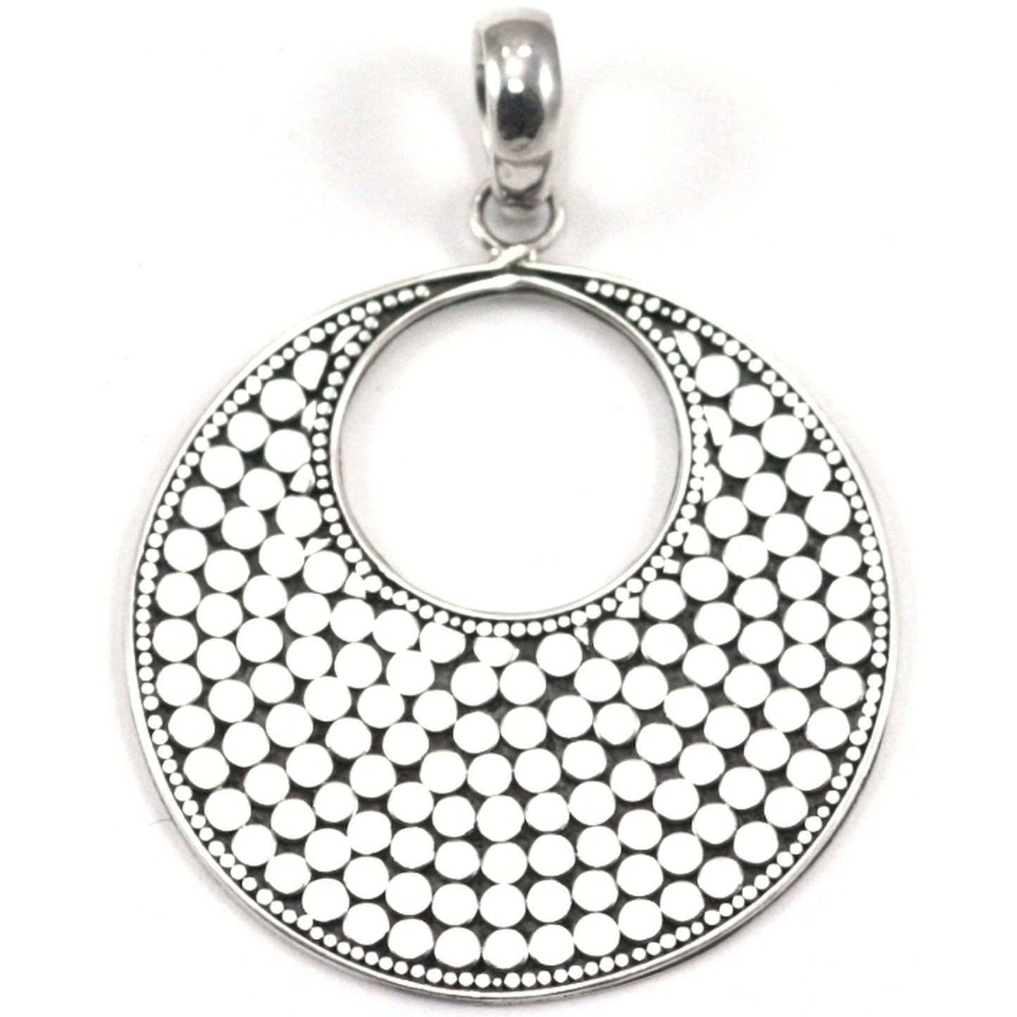 P234 SOHO 925 Sterling Silver Bali Round Pendant.