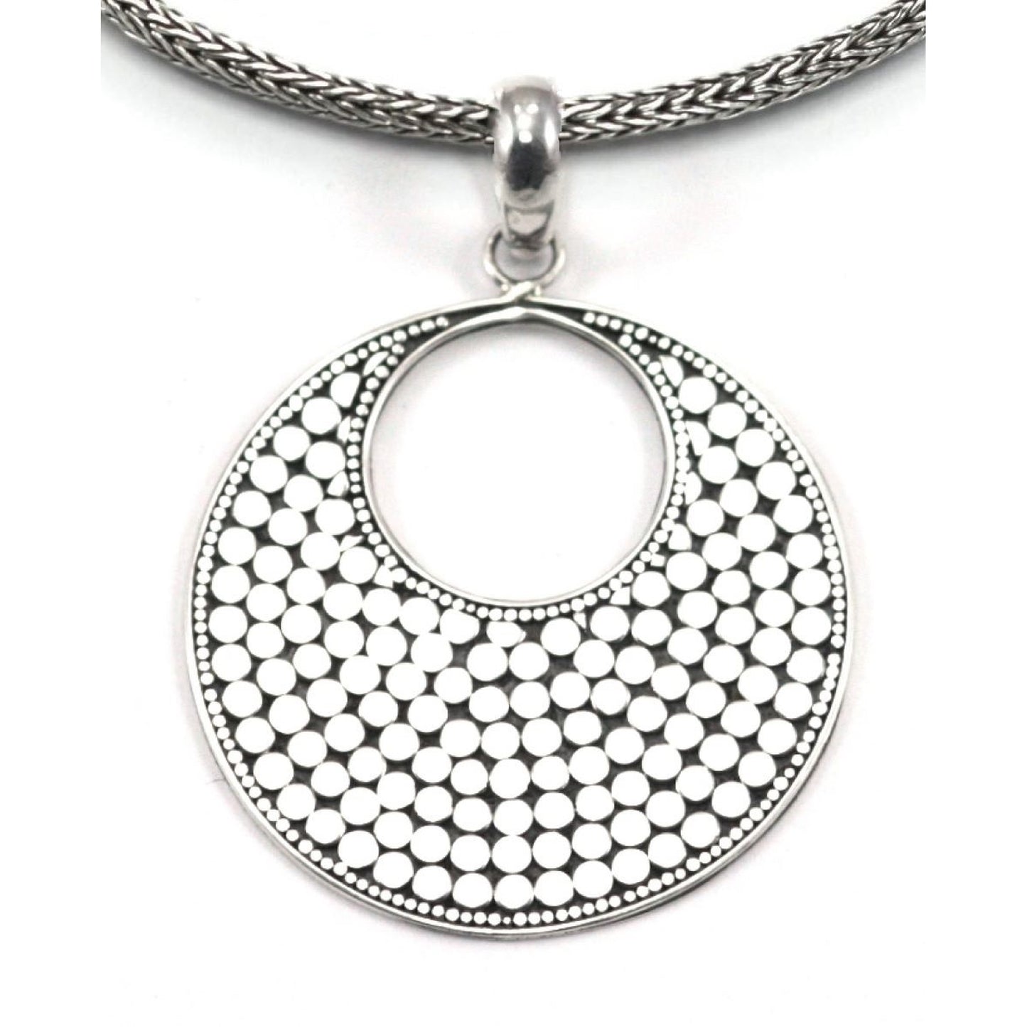 P234 SOHO 925 Sterling Silver Bali Round Pendant.