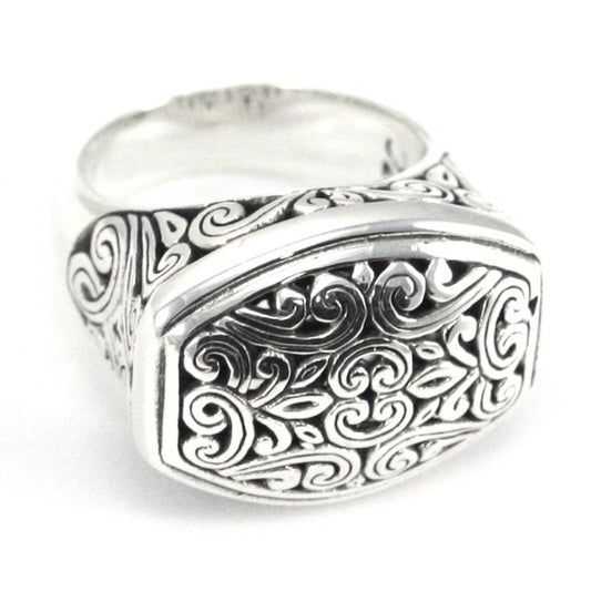 Sterling silver filigree ring.