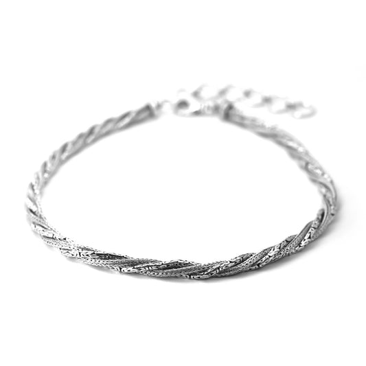 Three chain Sterling silver necklace. Twisted motif. 