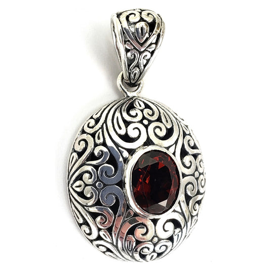 P711FG MODA .925 Sterling Silver Carved Bali Pendant with Garnet