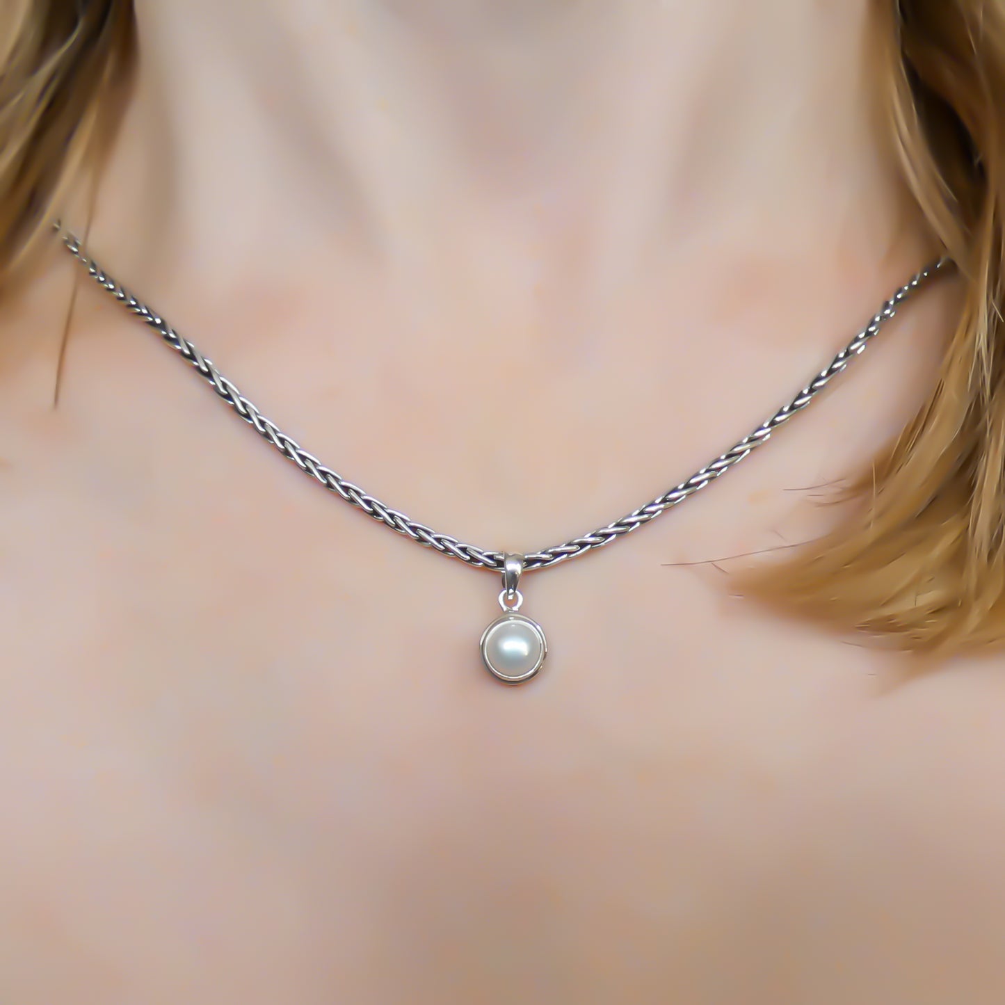 P745PL PADMA .925 Sterling Silver Pearl Pendant