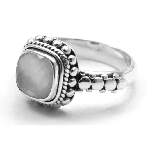 R002MPF PADMA .925 Sterling Silver Ring with a Mother of Pearl Doublet