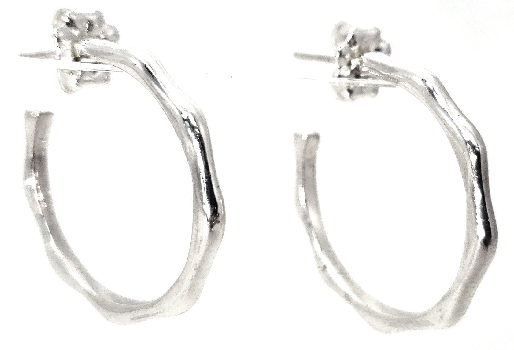 Sterling silver bamboo motif earrings.