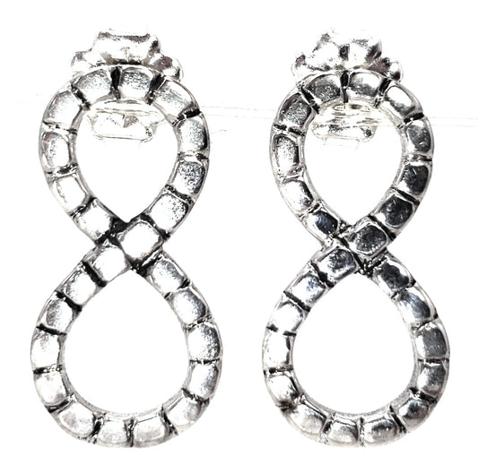 E888 LIMITED .925 Sterling Silver Infinity Figure Eight Bali Earrings